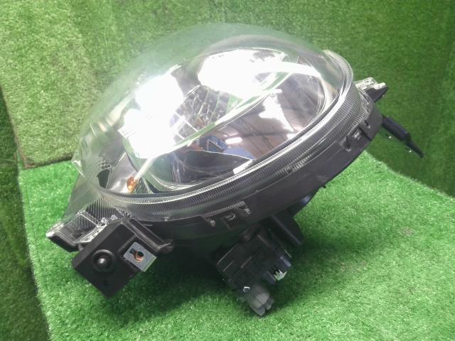 【中古】アルト 3BA-HA37S 左ヘッドランプ　ヘッドライト　自社品番250736 ZJ3