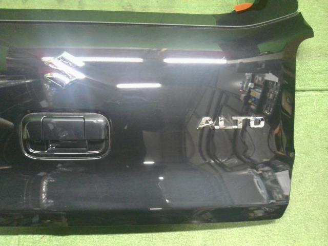 【中古】アルト 3BA-HA37S バックドア　テールゲート　自社品番250736 ZJ3