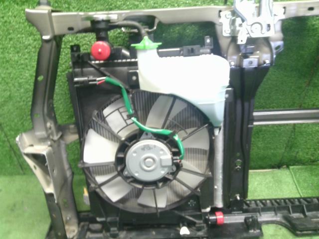 【中古】アルト 3BA-HA37S ラジエータコアサポート  自社品番250736 ZJ3