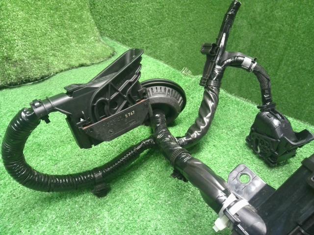 【中古】アルト 3BA-HA37S ヒューズボックス  自社品番250736 ZJ3