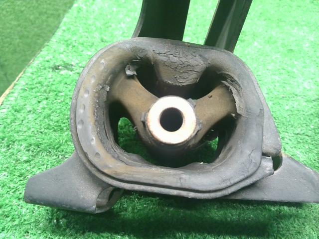 【中古】Ｎ－ＷＧＮ DBA-JH1 エンジンマウント 50850-TY0-010 自社品番250749 YR586P