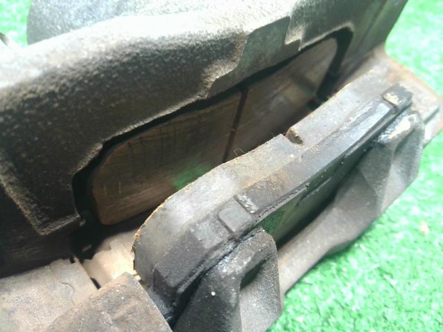 【中古】Ｎ－ＷＧＮ DBA-JH1 右　フロント　ブレーキ　キャリパー 45018-T6G-003 自社品番250749 YR586P