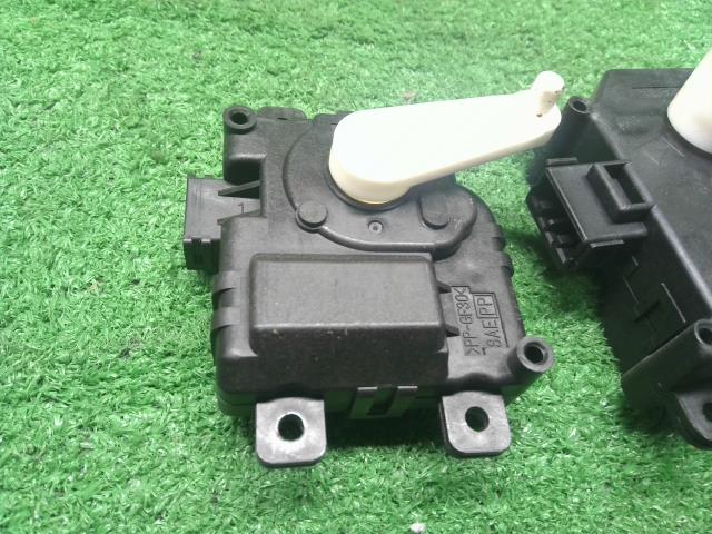 【中古】Ｎ－ＷＧＮ DBA-JH1 エアコン サーボモーター 79160-TY0-941 自社品番250749 YR586P