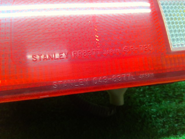 【中古】バモスホビオ ABA-HM4 左テールランプ 33506-SHR003 自社品番260026 PB79M