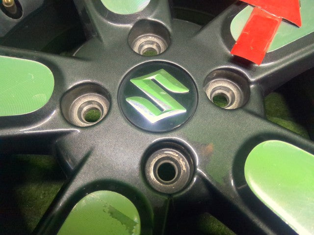 【【中古】No1　ハスラー外し　5AA-MR92S 　ホイール　スズキ純正　15インチ　 43210-59S50-QC8 自社品番260037 ZYW