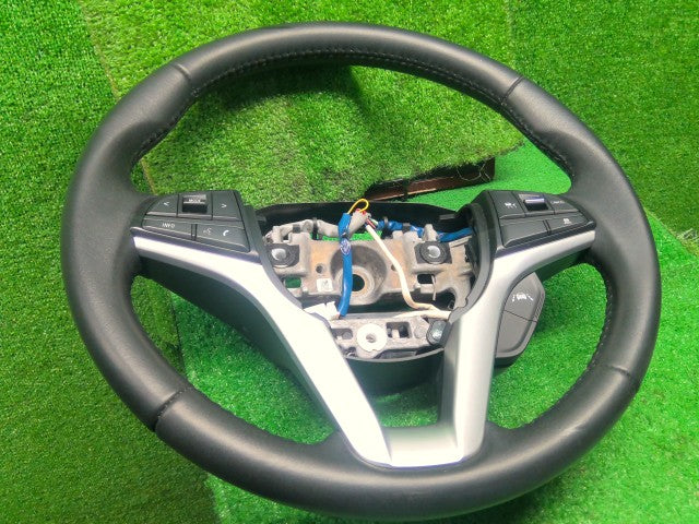 【中古】ハスラー 5AA-MR92S ステアリングホイール 48110-59SE1-GJL 自社品番260037 ZYW