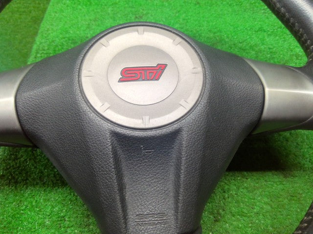 【中古】インプレッサ CBA-GRB ステアリングホイール 34311AG240JC 自社品番260038 51E