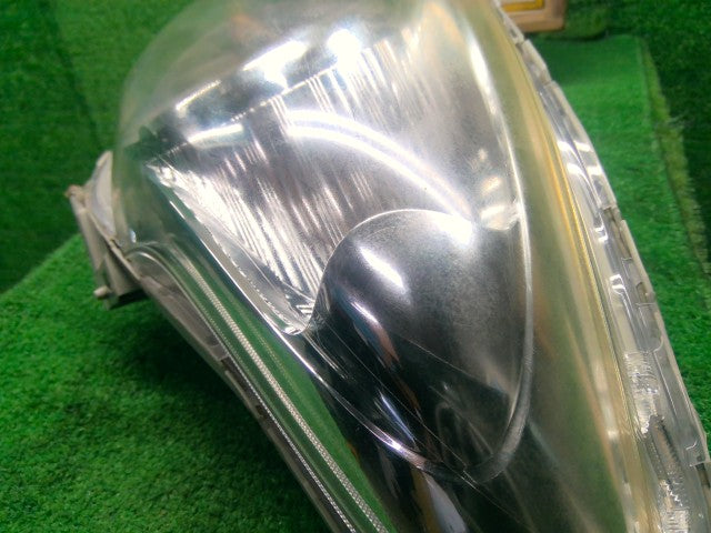 【中古】アルト DBA-HA35S 左ヘッドランプＡＳＳＹ 35320-64L01 自社品番260104 26U