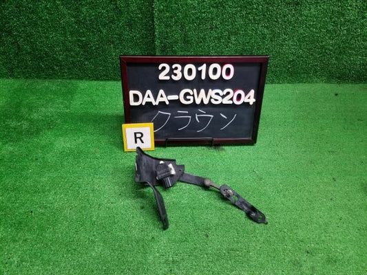 クラウン DAA-GWS204 ハイトコントロールセンサー  自社品番230100