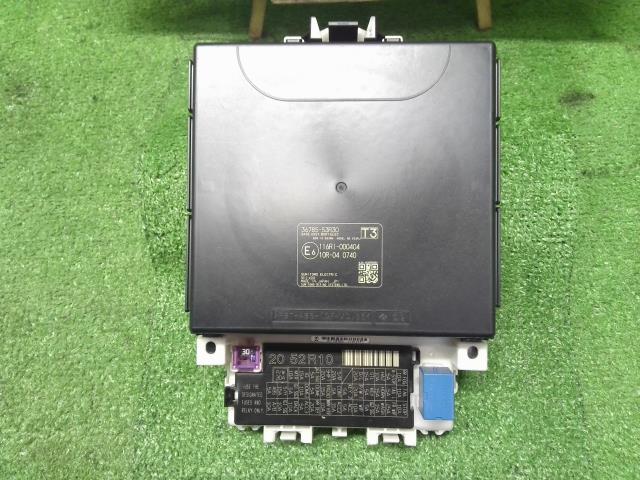 スイフト DAA-ZD53S BCMコンピューター　ボディコントロールモジュール 36775-53R30 自社品番230