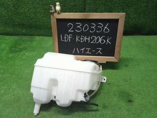 ハイエース LDF-KDH206K ウォッシャータンク 85315-26100 自社品番230336